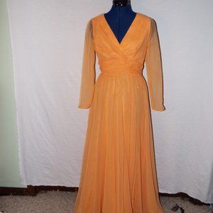 Miss Elliette California 60s/70s gown